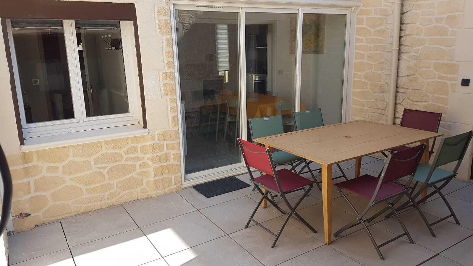 Holiday home 5 min walk from the beach!