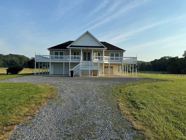 Exterior -  Shenandoah River-hiking, fishing, wineries, breweries & more (Strasburg)