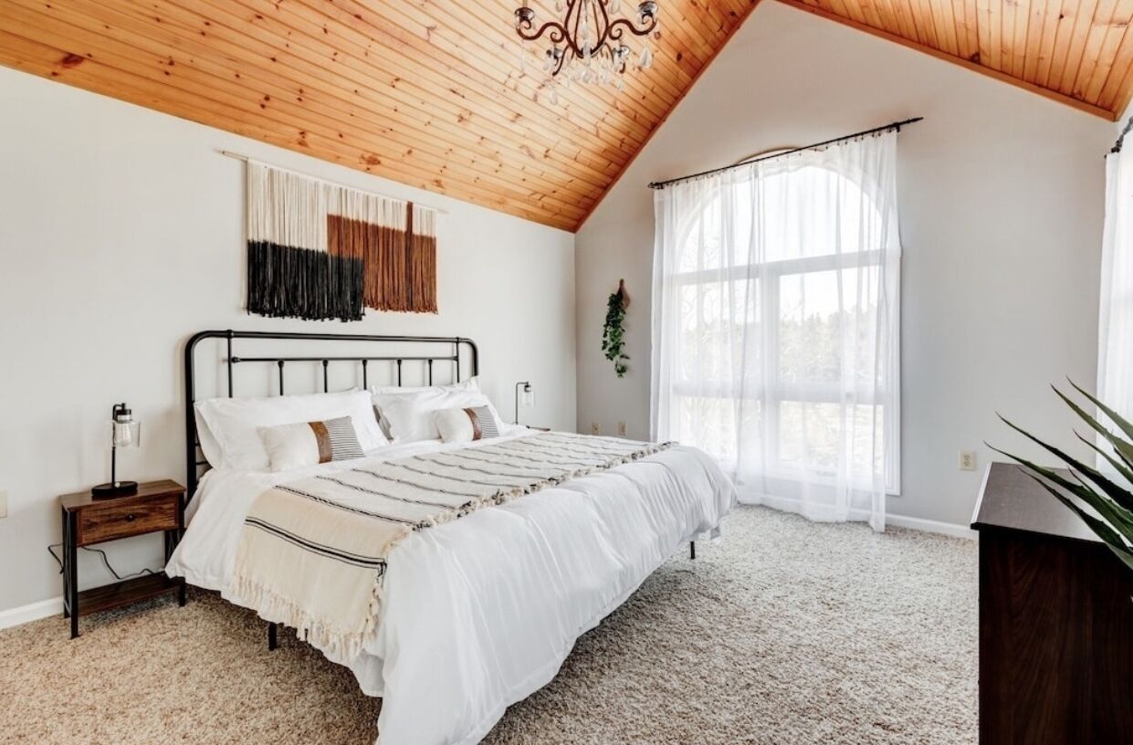 4 Schlafzimmer, Schreibtisch, Reisekinderbett, kostenloses WLAN