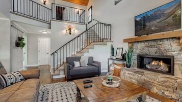 Smart-tv, pejs, bordfodbold