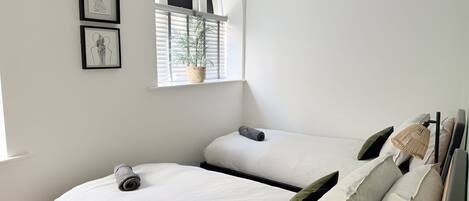 Design Apartment, Private Bathroom, Courtyard View