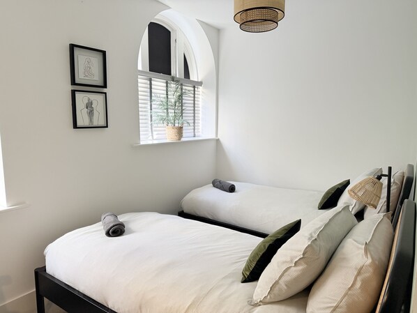 Design Apartment, Private Bathroom, Courtyard View