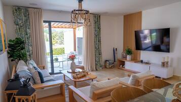 32-Zoll-Smart-TV mit Kabelempfang, Fernseher