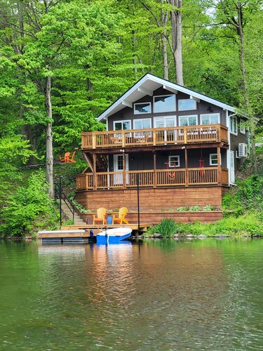 "THE NEST" @ the lake.