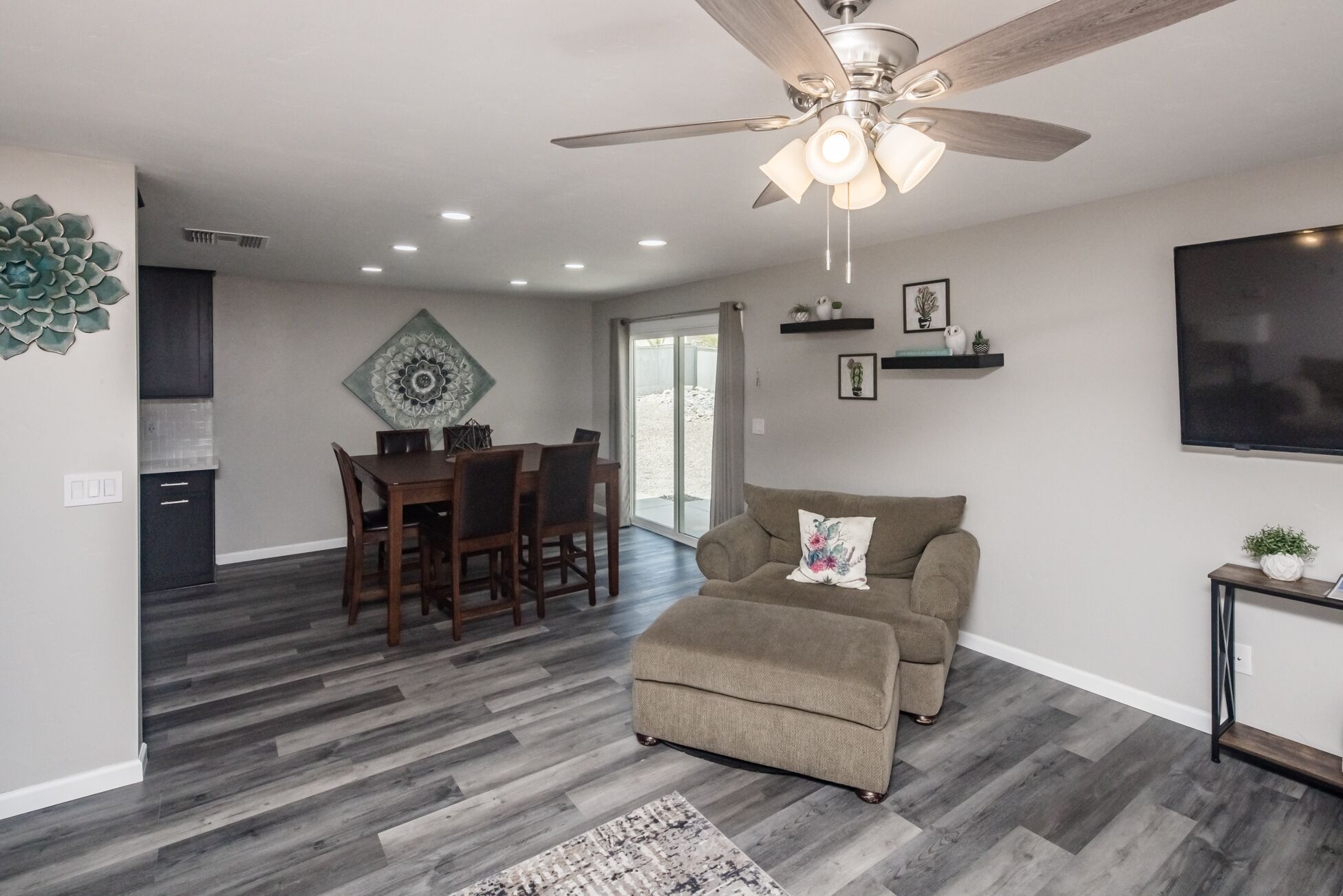 Remodeled Lake House 5 min from the water