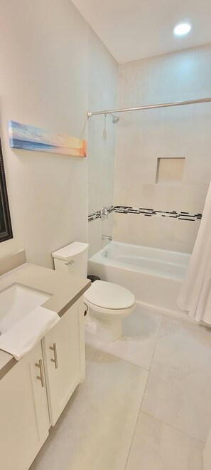 淋浴设施、吹风机