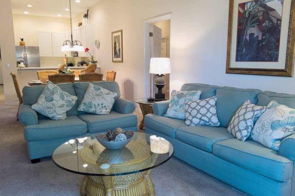 YOS-Bahama Bay third floor unit perfect location