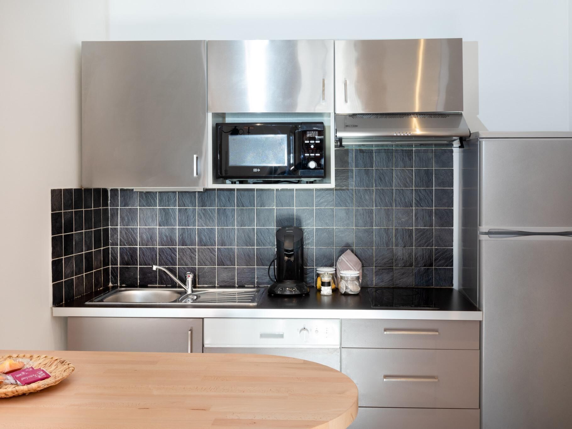 61.2-Apartment-Large-Private Bathroom-Landmark view