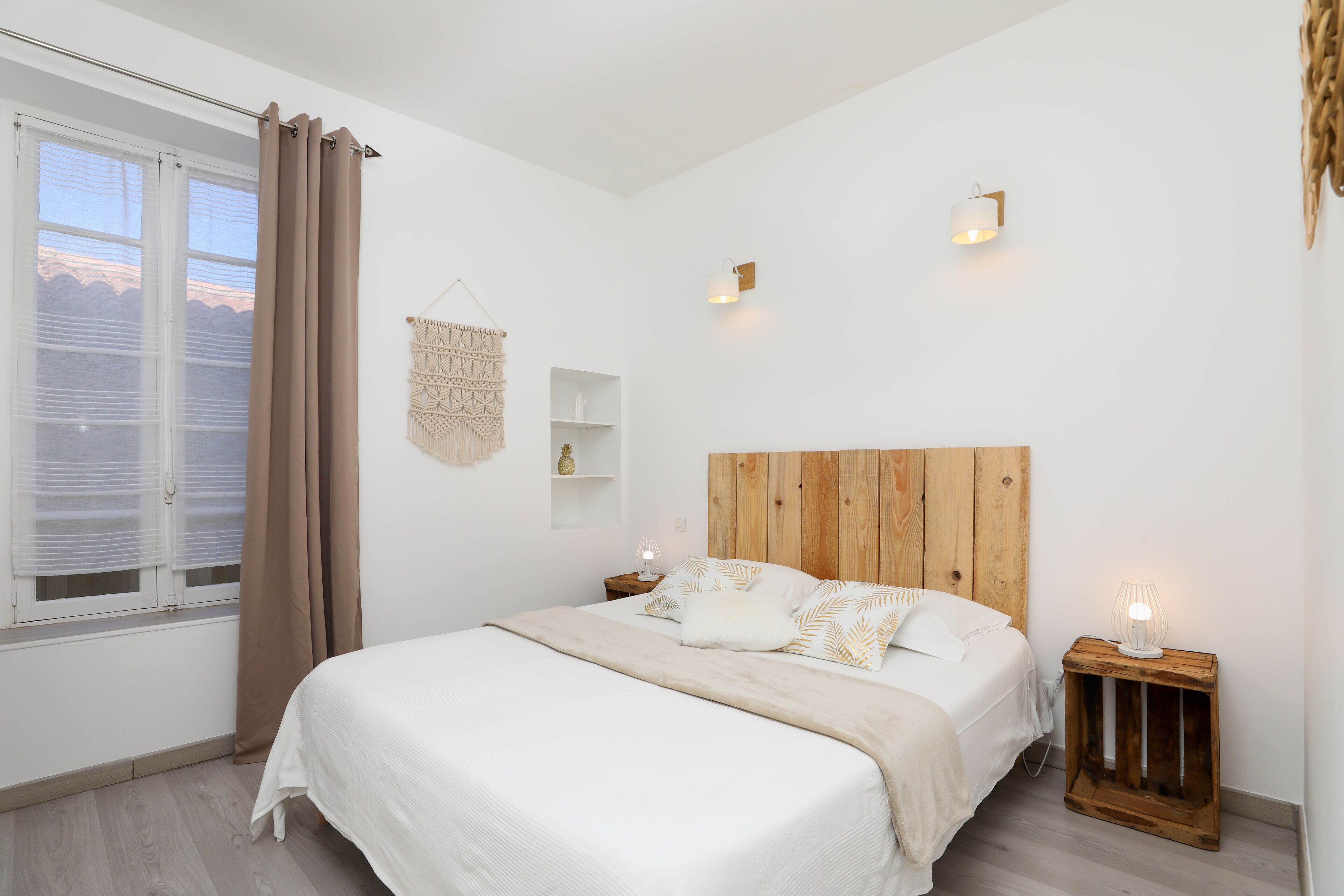 61.3-Apartment-Luxury-Private Bathroom-Terrace