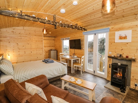 Cottage | Living room. Robins Nest