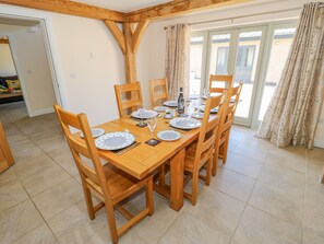 平房 | 住宿內部