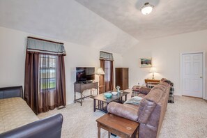 Departamento (Sunnyside Up) | Exterior