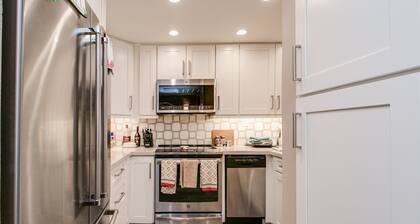 Cozy 2-Bdrm Condo in Heart of Old Town Scottsdale!