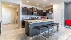 Apartment (7163 Solterra) | Private kitchen - 7163 Solterra (Davenport)