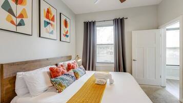 Desk, iron/ironing board, travel crib, WiFi