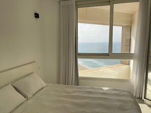 1 bedroom, WiFi - Amazing suite on the sea-סוויטה מדהימה על הים (בת ים)