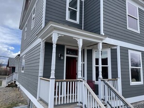 تفاصيل الفندق من الخارج