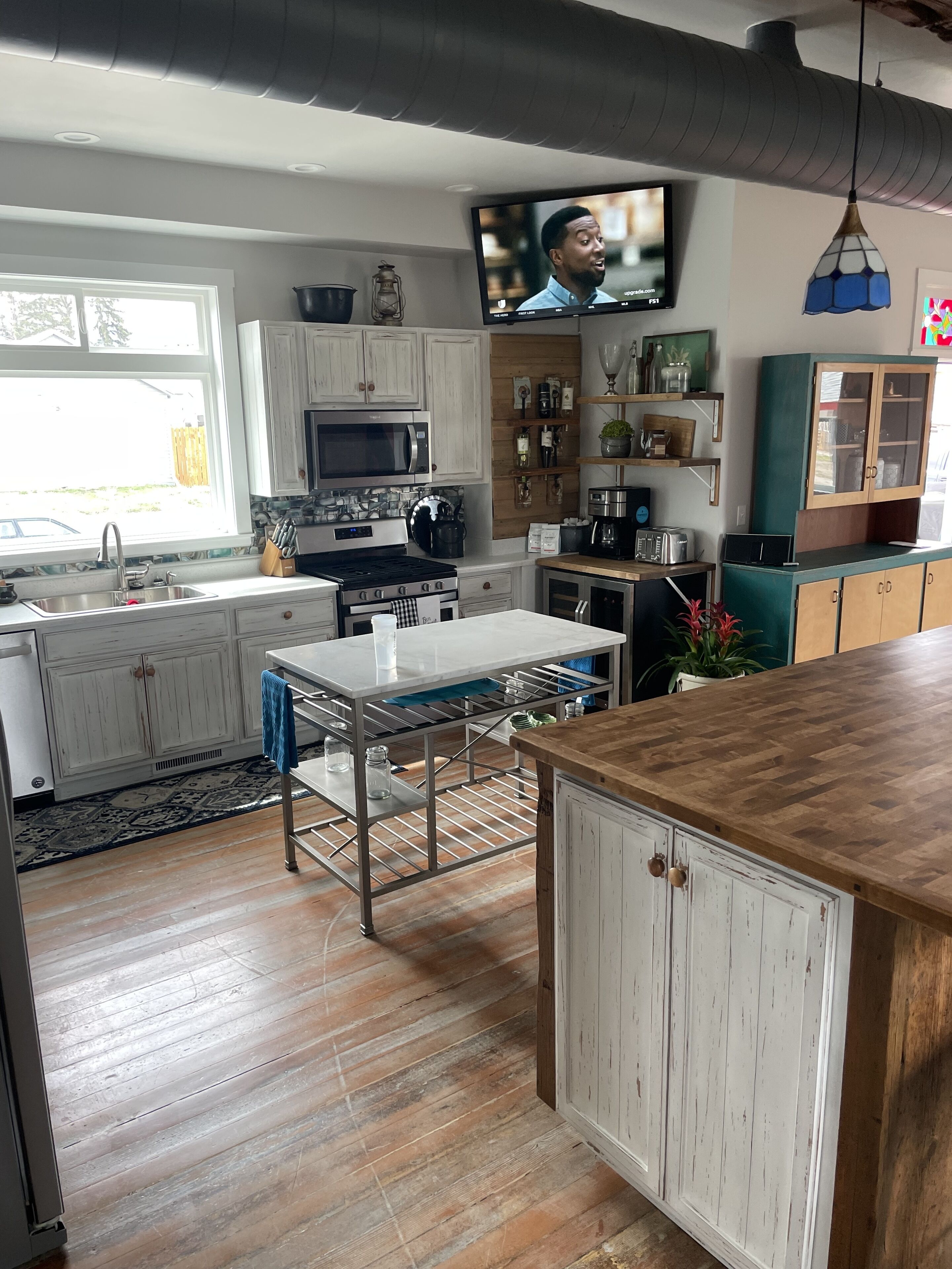 Historic 1886 House locate convienently