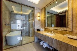 Cribs/infant beds - Grand New Century Hotel (Zhangshu)
