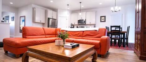 Smart TV, fireplace, stereo