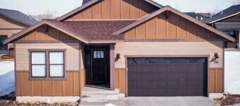 Brand New 3 BR Vacation Home on a Golf Course