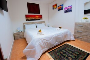 3 bedrooms, iron/ironing board, travel cot, free WiFi - Villa Aulena - Holiday home in Sicily (Trappeto)