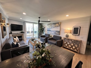 Smart TV, fireplace, table tennis, music library