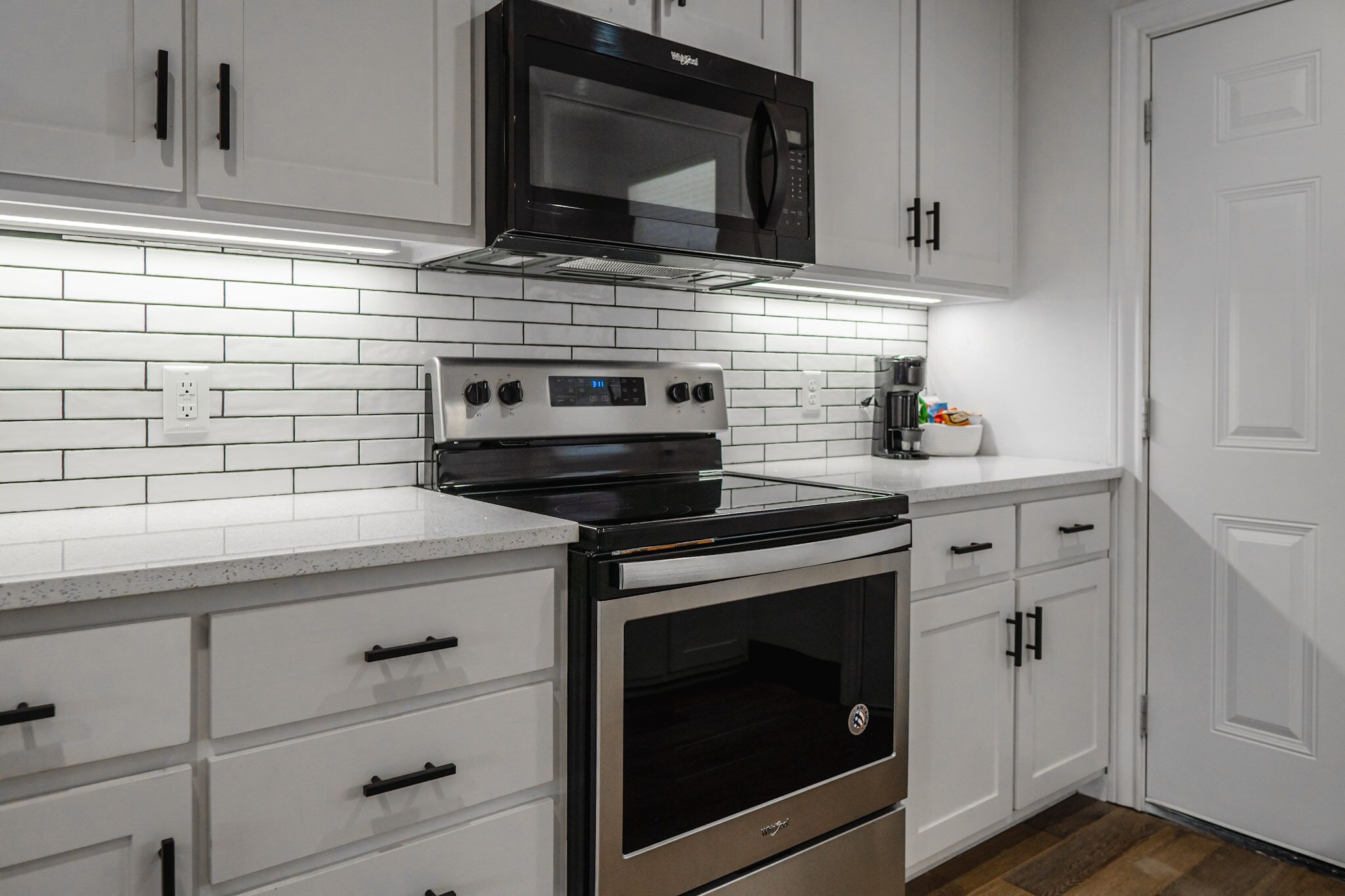 Luxury Suite/By EATS, DRINKS,  & ENTERTAINMENT