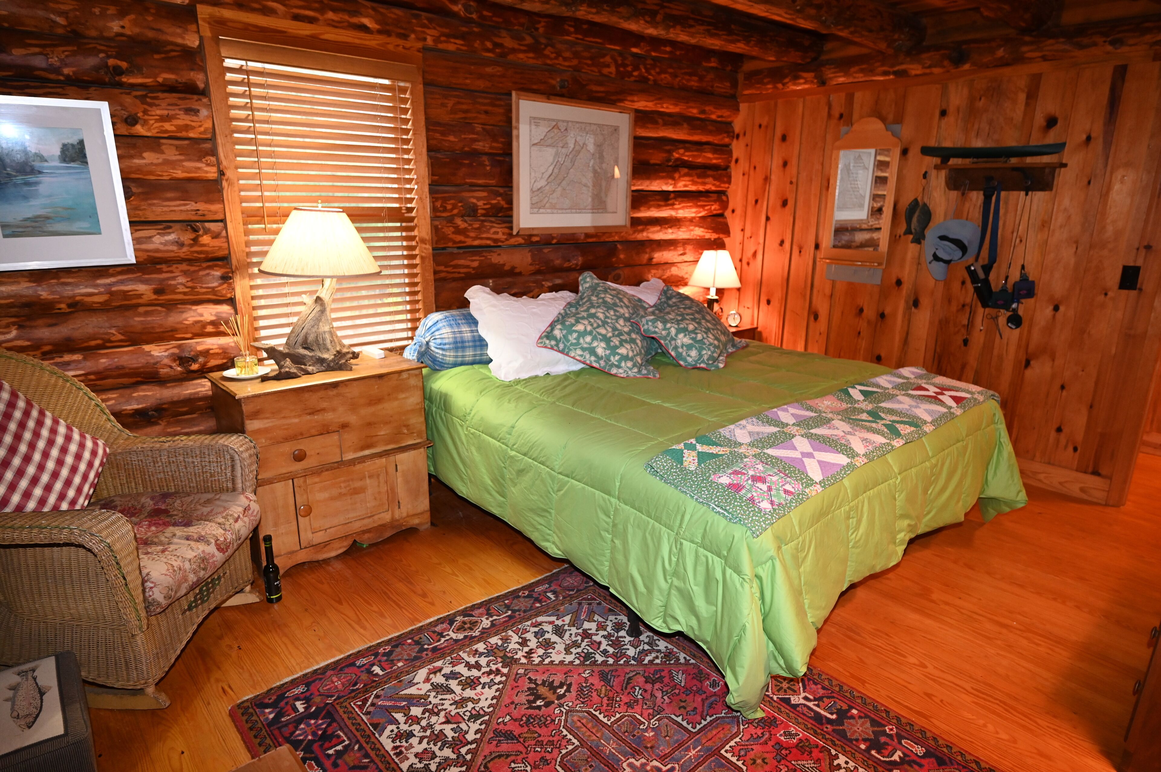 3 chambres, fer et planche à repasser, Wi-Fi gratuit, draps fournis