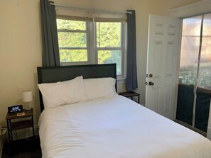 3 Schlafzimmer, Bügeleisen/Bügelbrett, WLAN, Bettwäsche