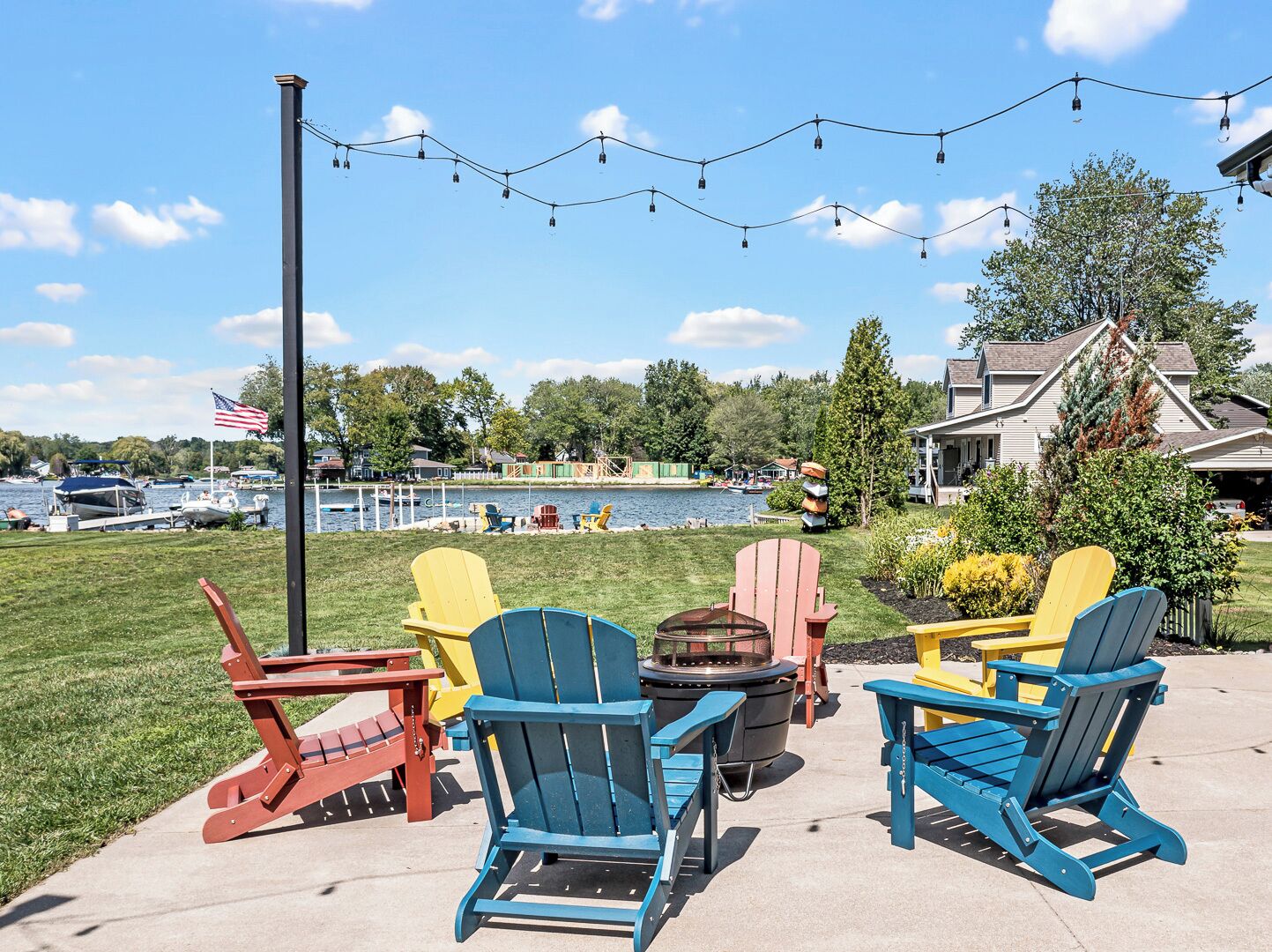 Lakefront Bliss: Game Room and Private Dock!