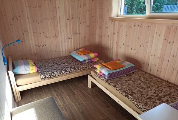 2 bedrooms