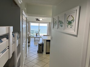 1 soverom, strykejern/-brett, wi-fi (inkludert) og sengetøy