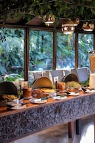 Desayuno completo incluido todos los días