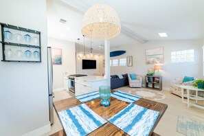 Interior -  The Swell 2 BR Cottage with Parking 1 mile from Beaches (Lake Worth)