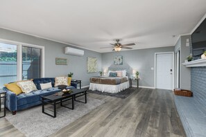 スマートテレビ、暖炉