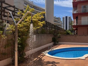 Pool - APCOSTAS Villa De Madrid / Two Bedrooms (Blanes)