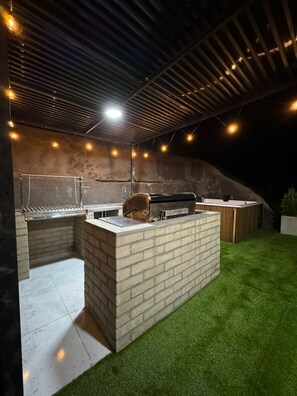 Outdoor spa tub - Hermoso Apartamento con vista a la represa! (Bouvet Island)