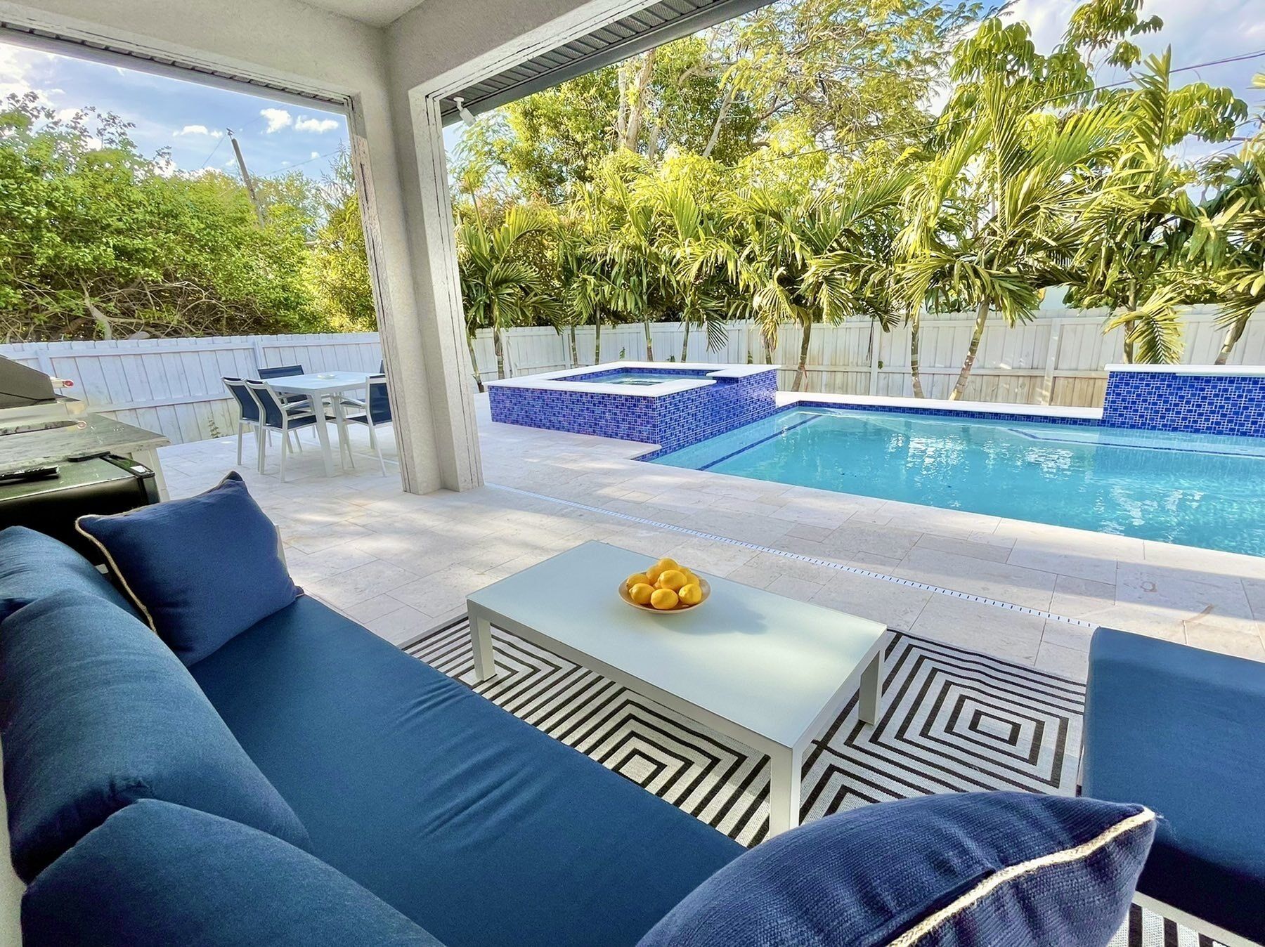 Spacious 3 bedroom house in the heart of Naples