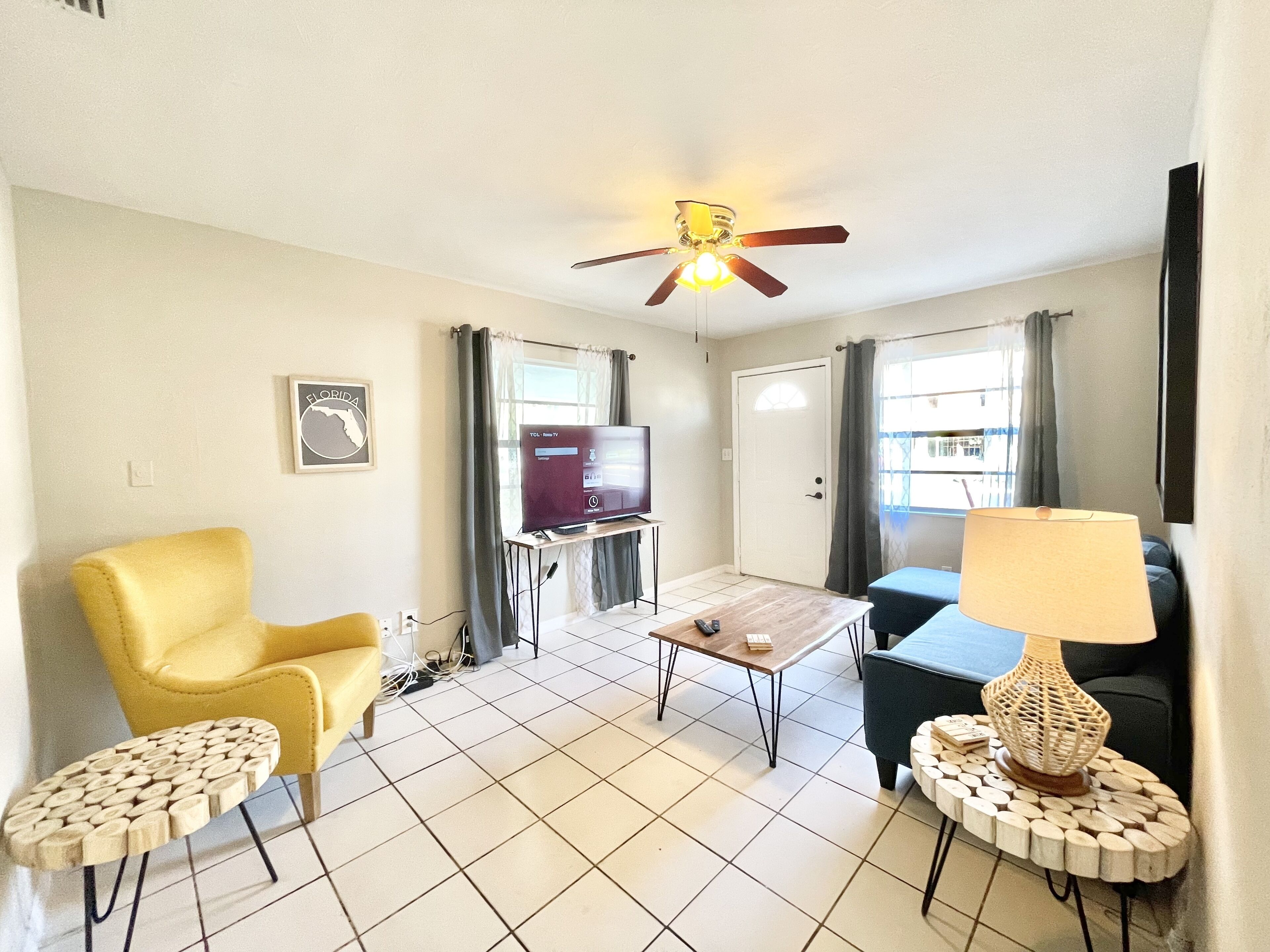 Walk to MIDTOWN Restaurants & Shops! Near Raymond James Stadium!