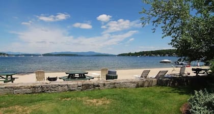 Walk to Concerts | Beach | Pool | Ski