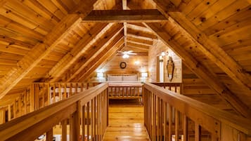 2 dormitorios, tabla de planchar con plancha, wifi gratis y ropa de cama