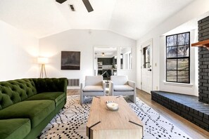 TV connectée, cheminée