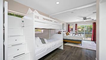 4 bedrooms, iron/ironing board, travel cot, free WiFi