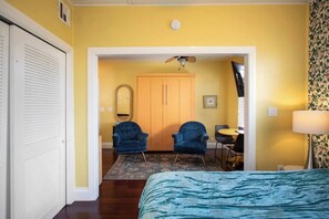1 chambre, fer et planche à repasser, Wi-Fi gratuit, draps fournis