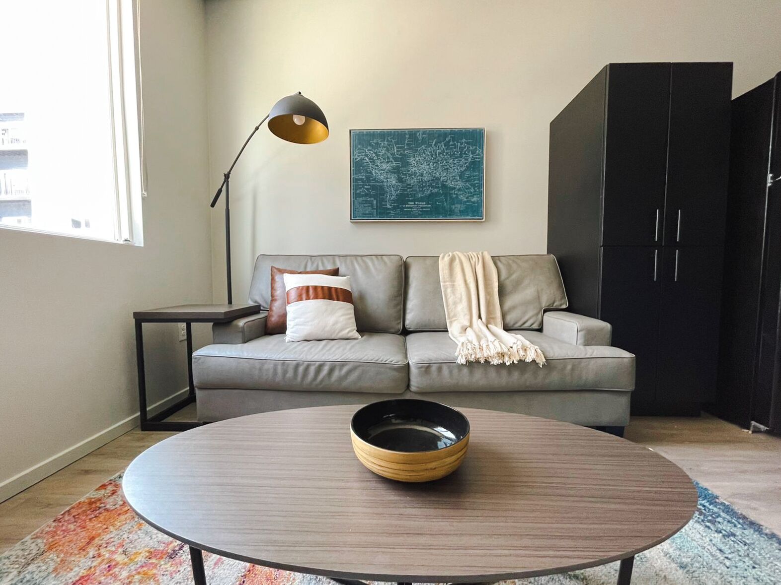 Comfortable 1BD/1BA + Gym - Downtown Omaha