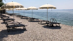 Unclassified image, 5 of 45, button - ROCCA TERRACE - only 100 meters from the lake (Garda)