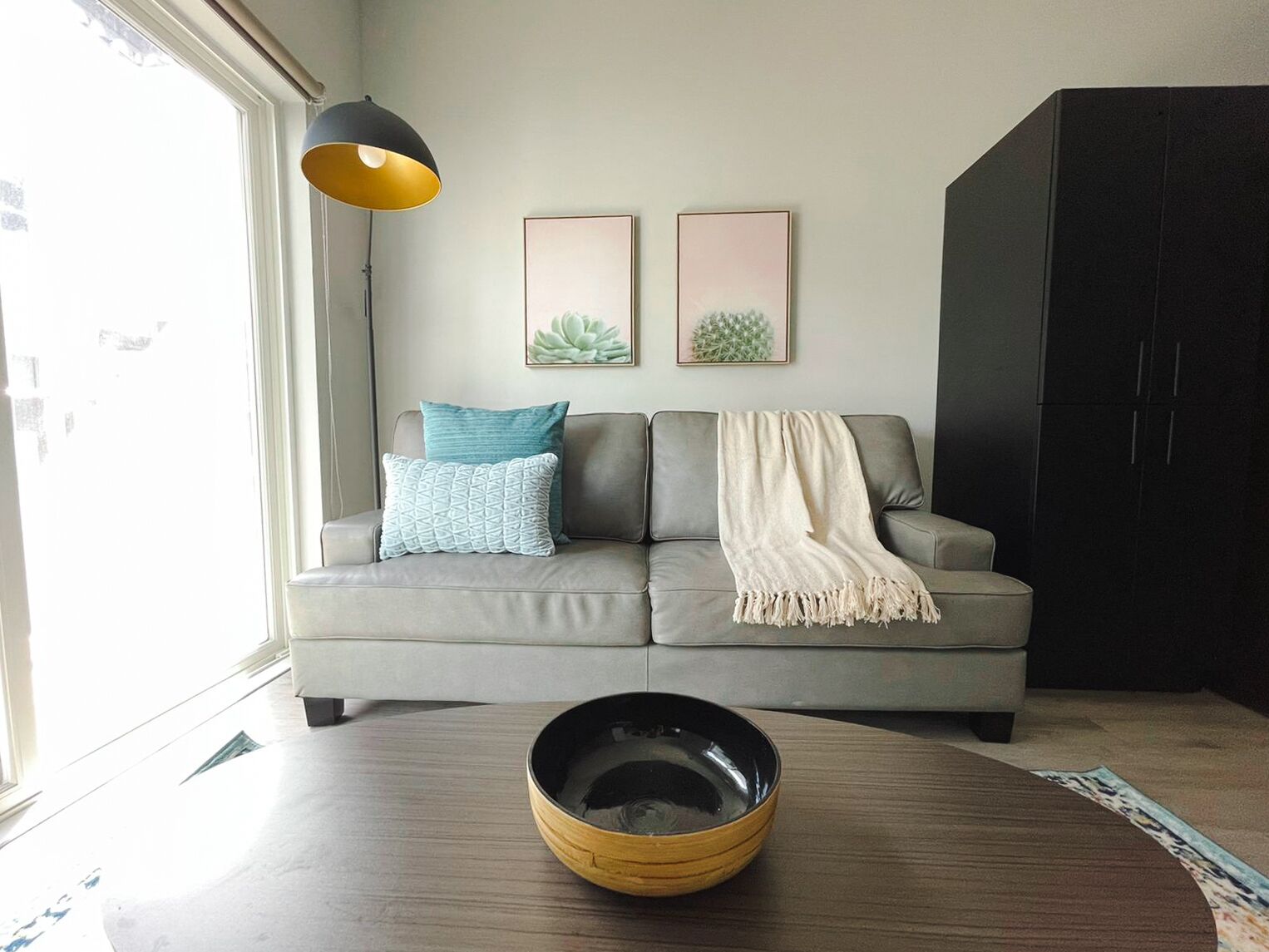 Convenient 1BD/1BA + Balcony - Downtown Omaha