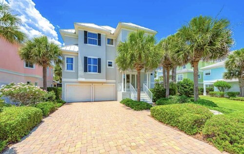 Ocean Hammock Paradise-5BR 4BA, Private Pool, 1 Min walk to Beach,Family Retreat