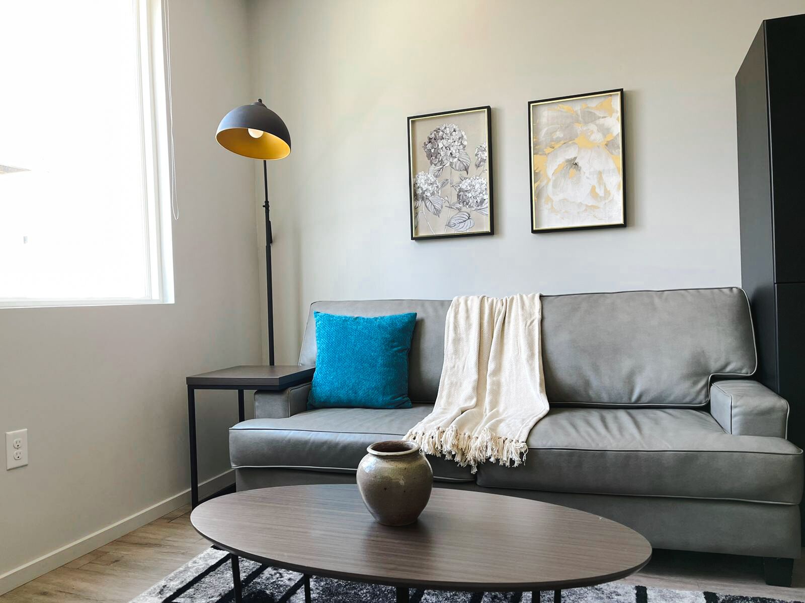 Chic 1BD/1BA + Gym - Downtown Omaha